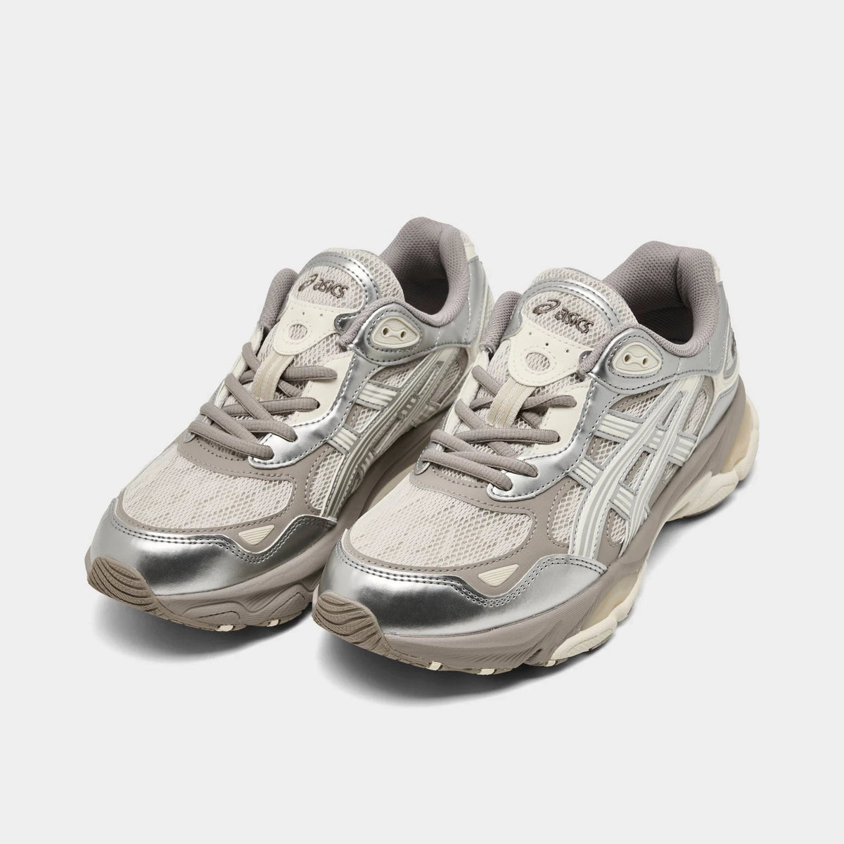 Women's Suede Overlay Casual Sneaker