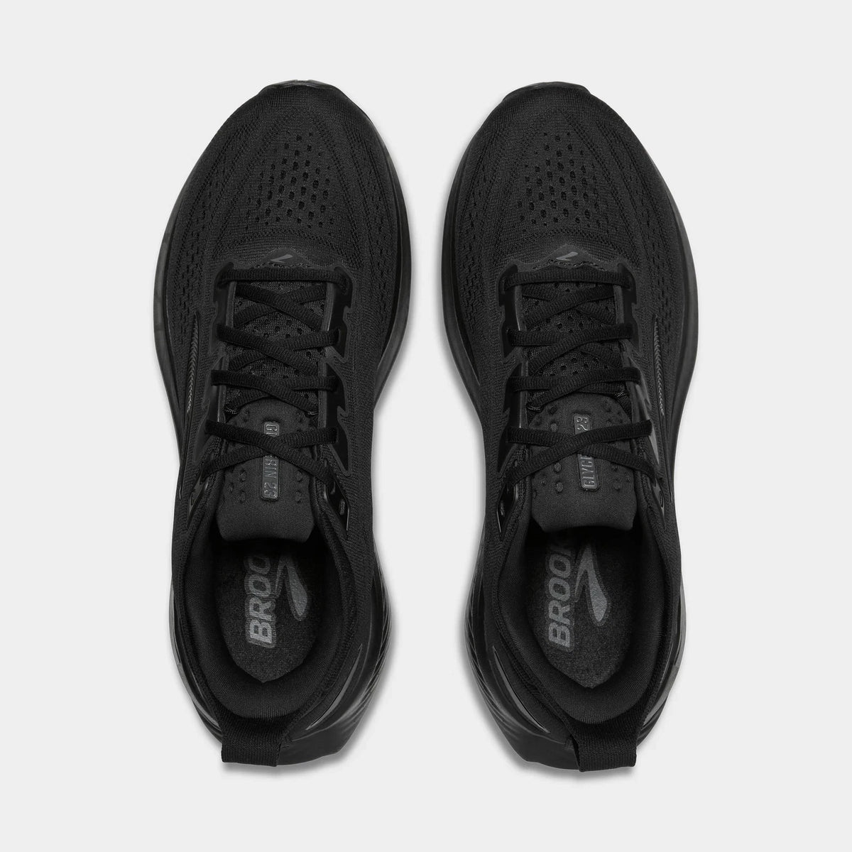 Men's 2E Wide Cushioned Knit Running Shoes