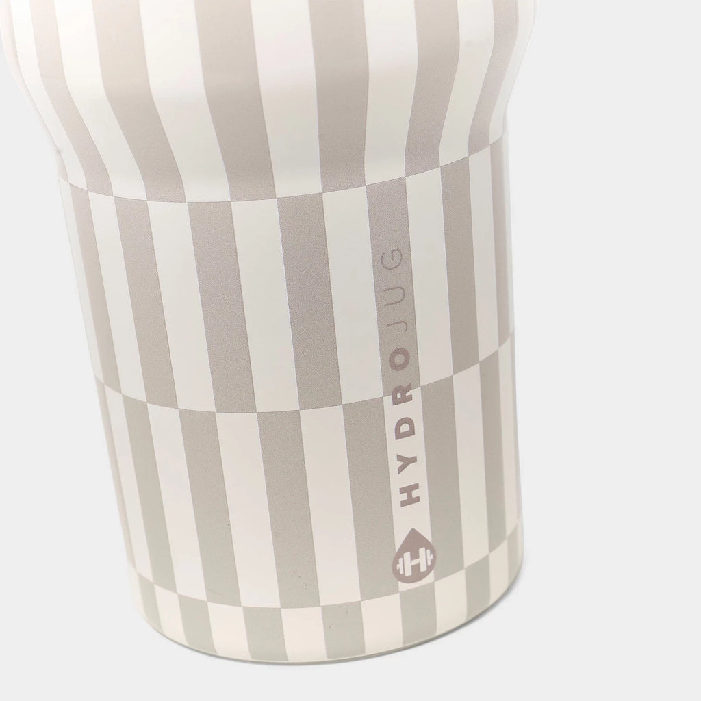32 oz Insulated Flip Straw Water Bottle