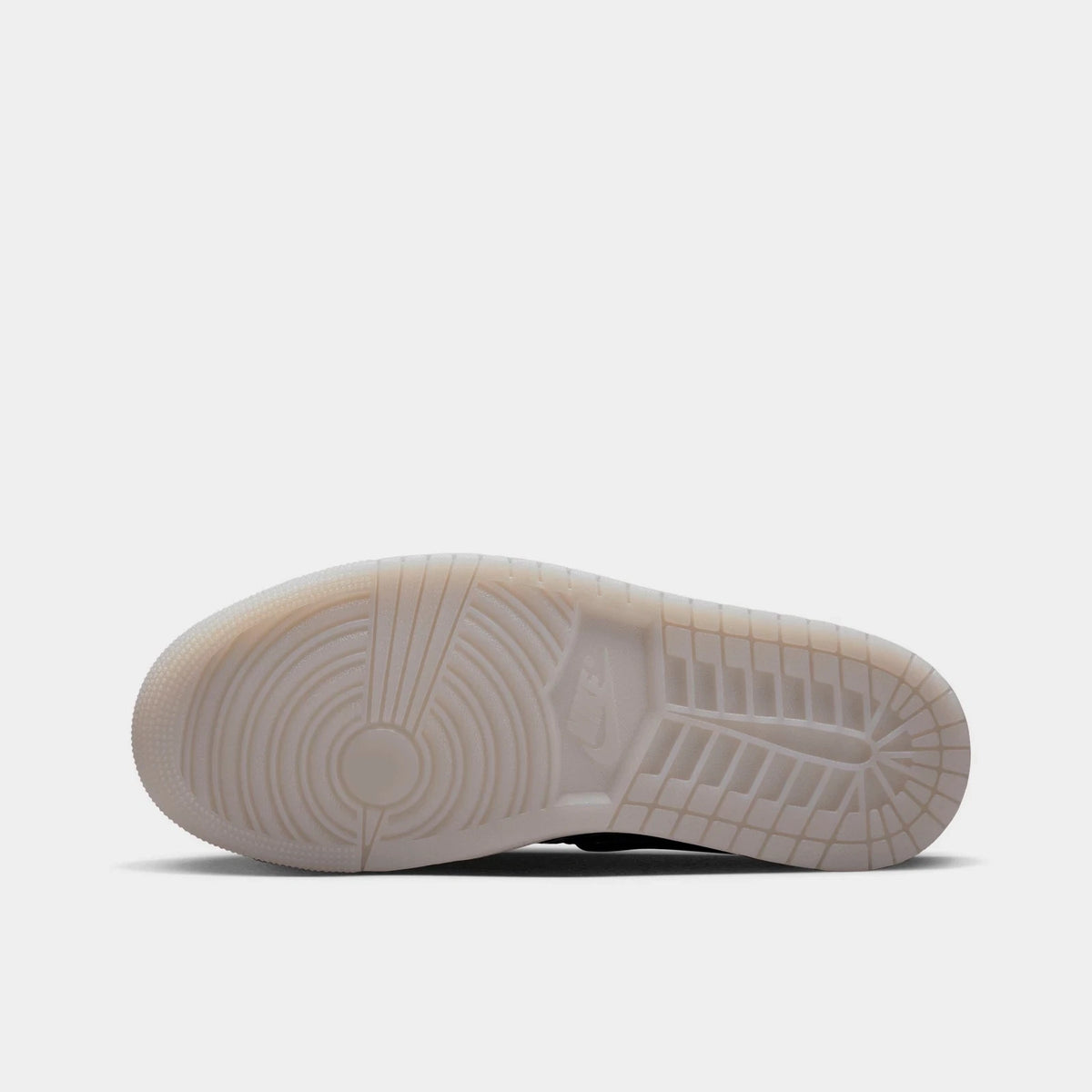 Women's Layered Leather Low Top Sneaker