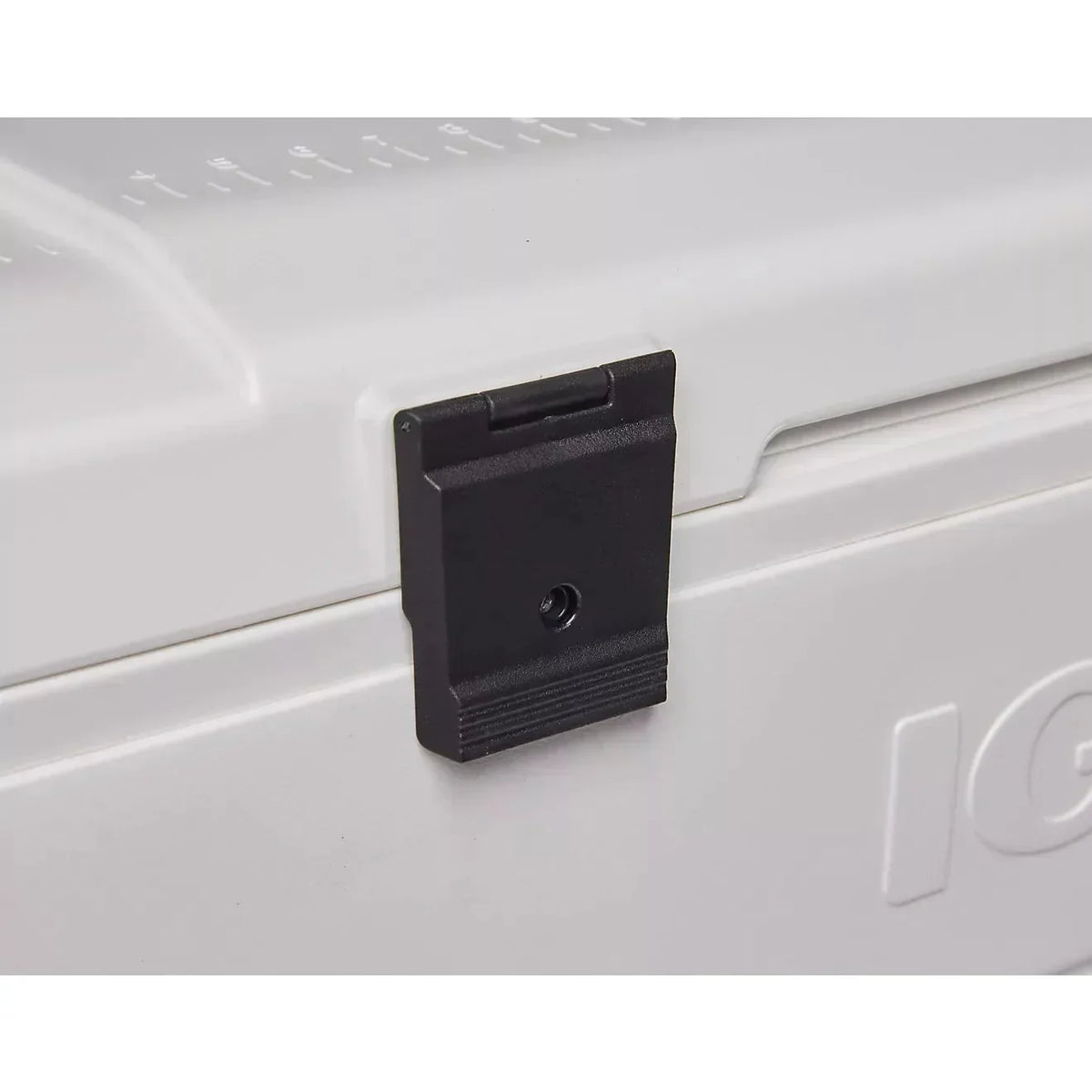 Igloo MaxCold 152-Qt Cooler - 01