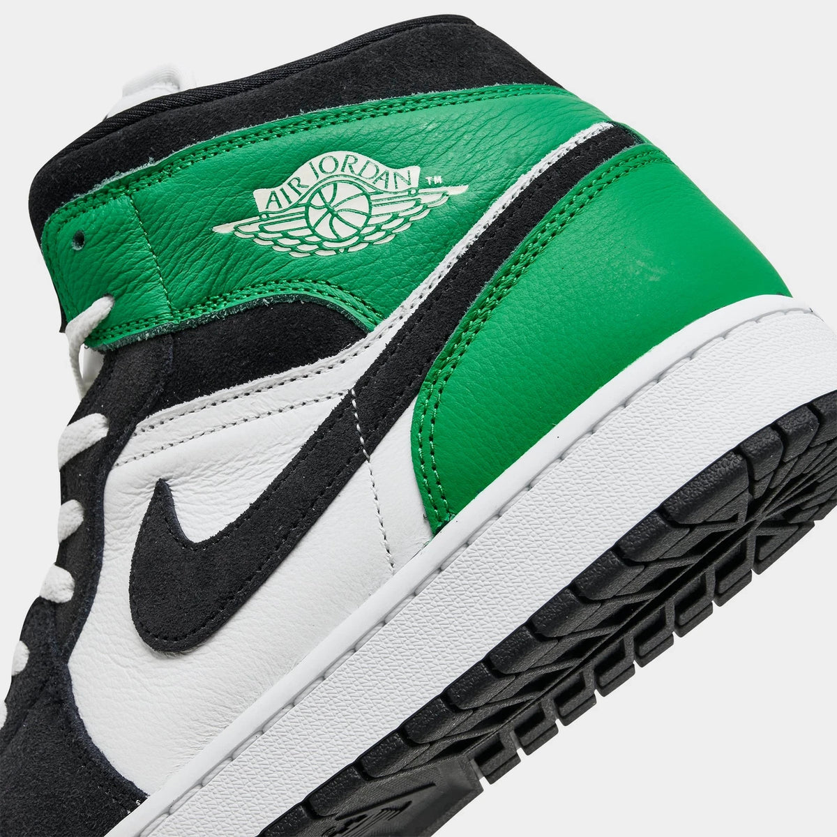 Men's Mid-Top Casual Sneakers