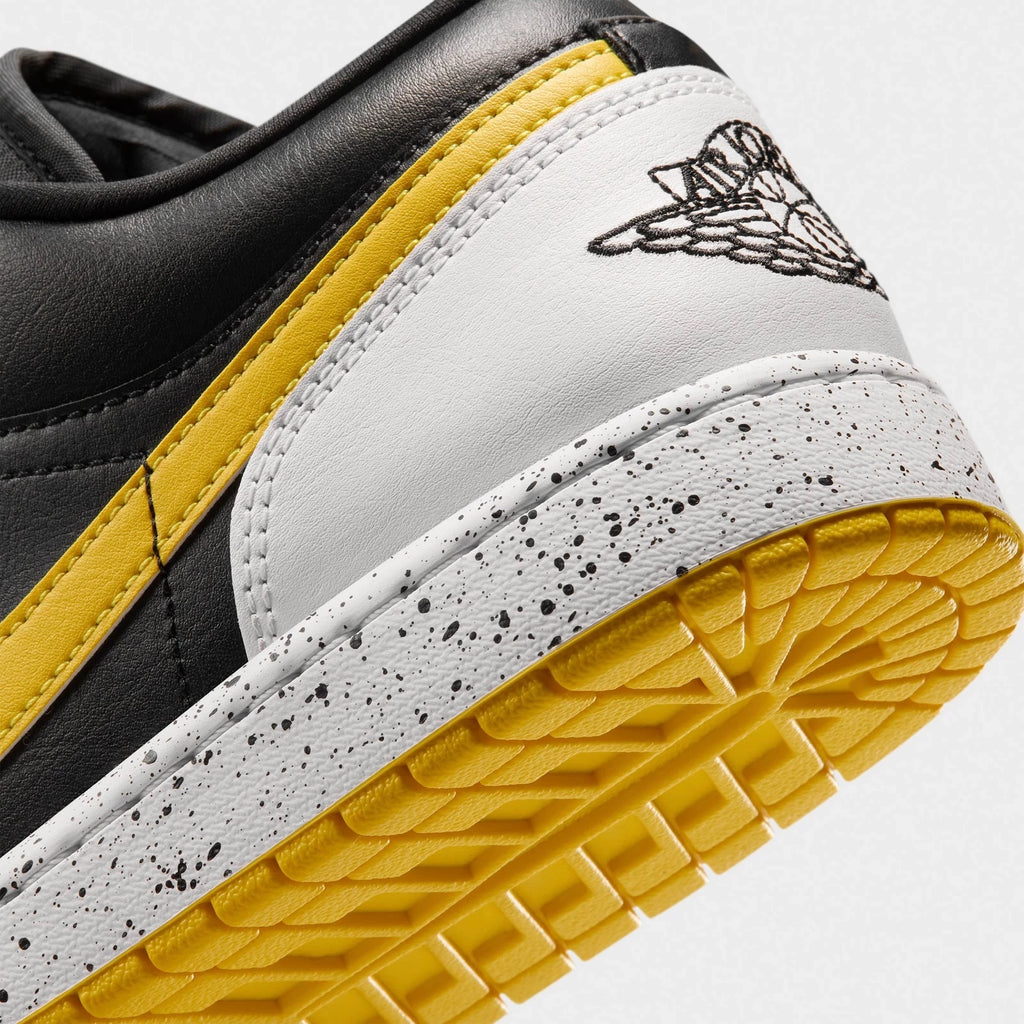 Men's Leather Low-Top Casual Sneakers