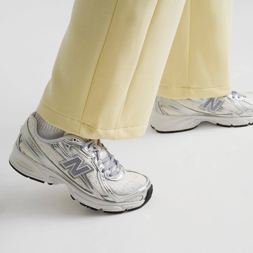 Women's Ribbed Wide-Leg Fleece Pants