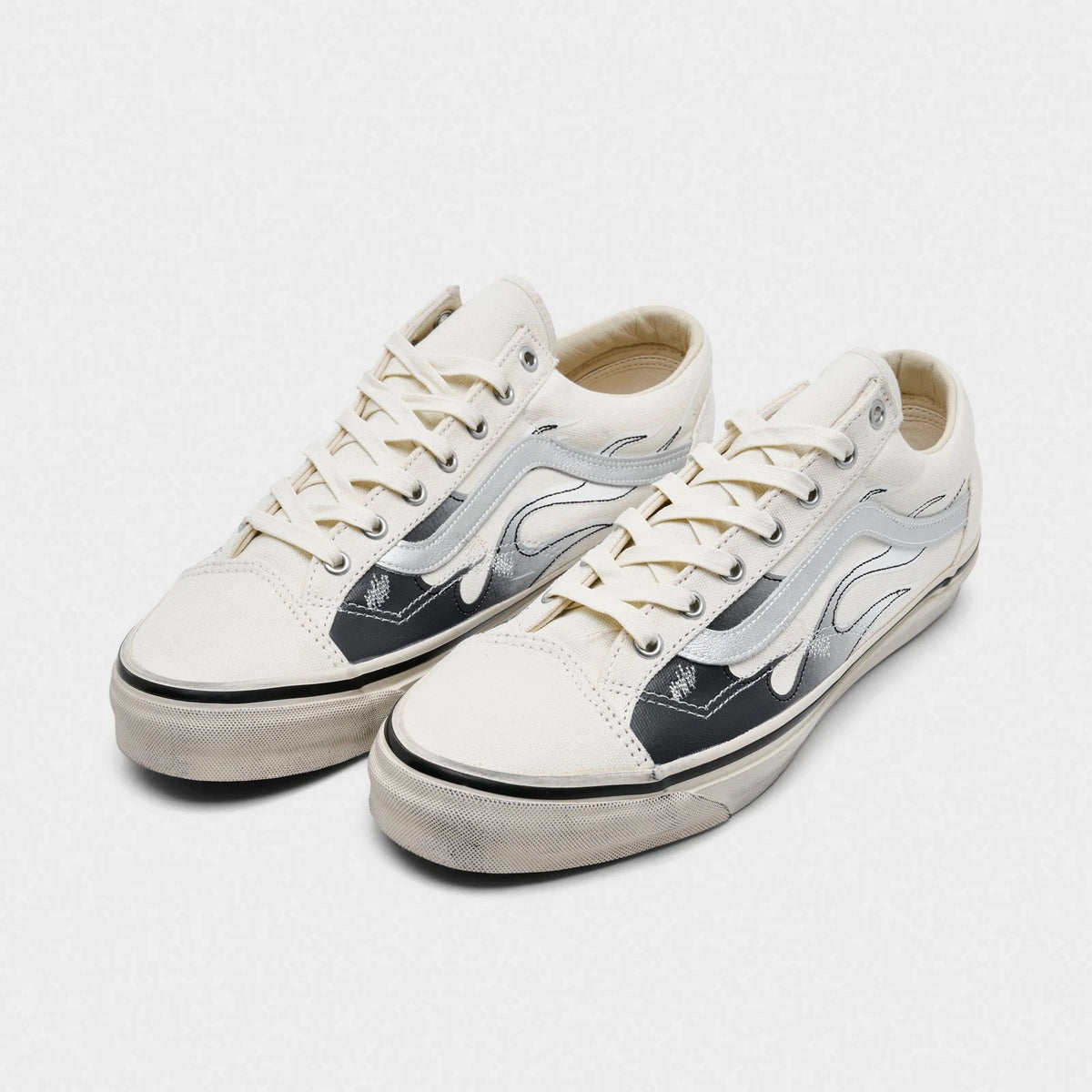 Men's Distressed Flame Skate Sneakers