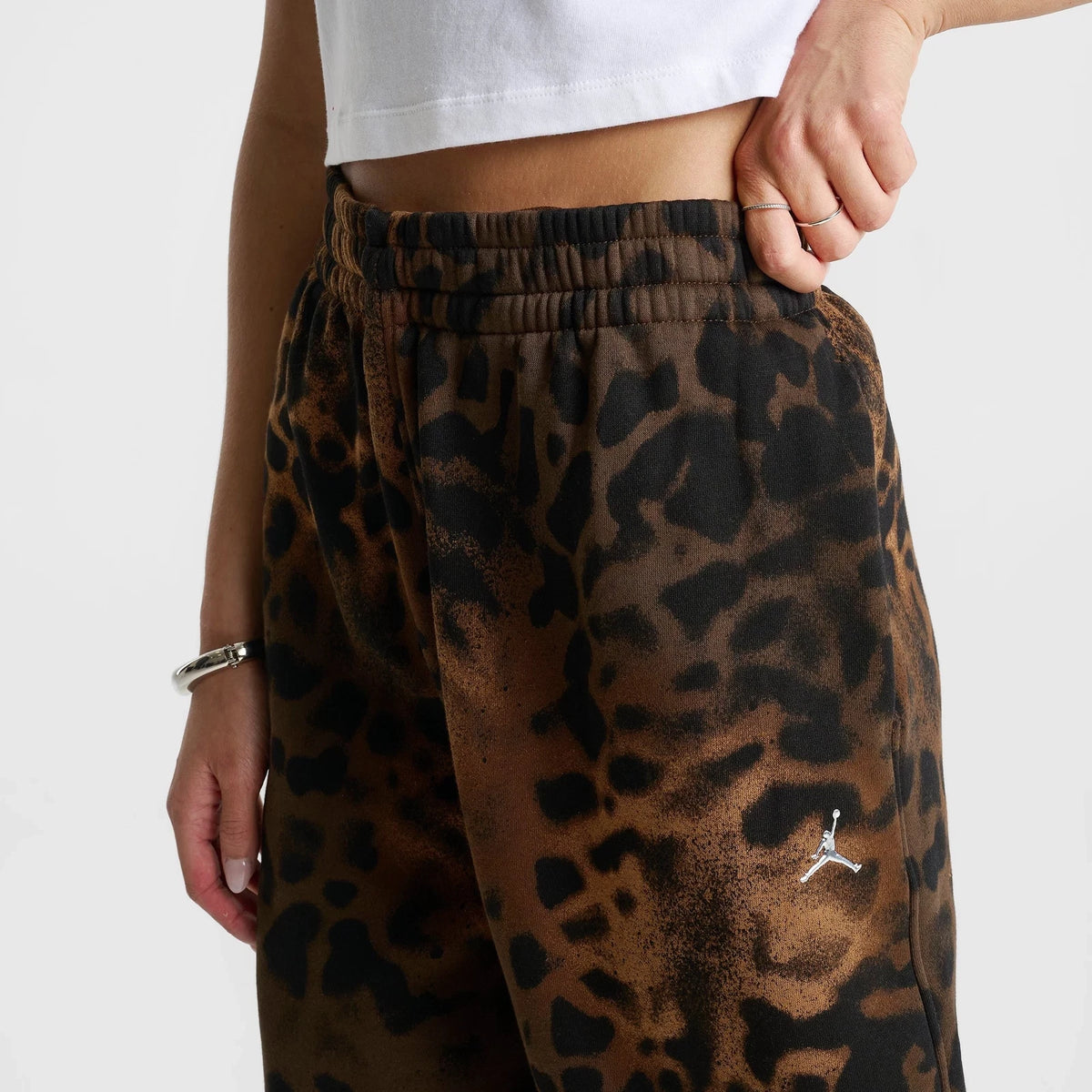 Women's Animal Print Wide-Leg Fleece Pants