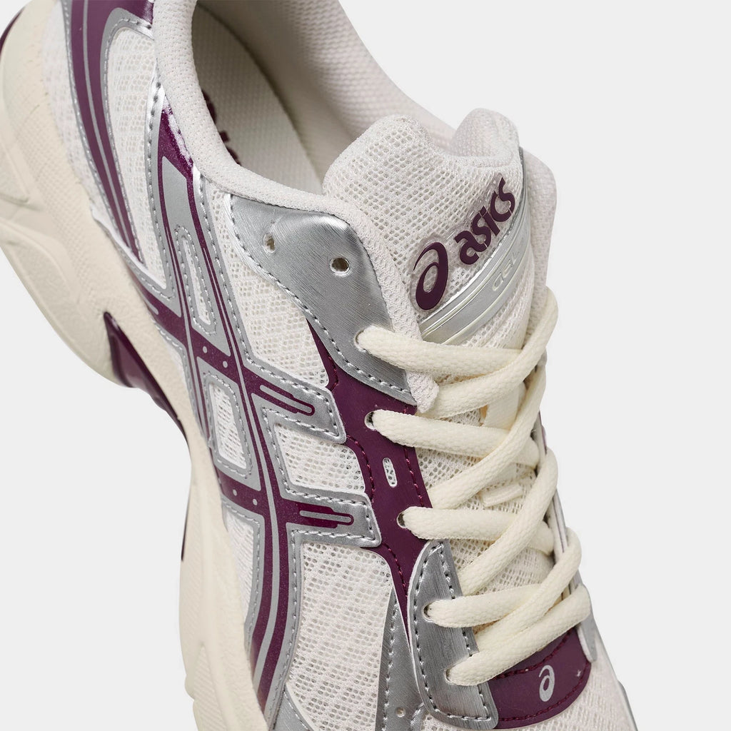 Women's Mesh And Synthetic Running Sneaker