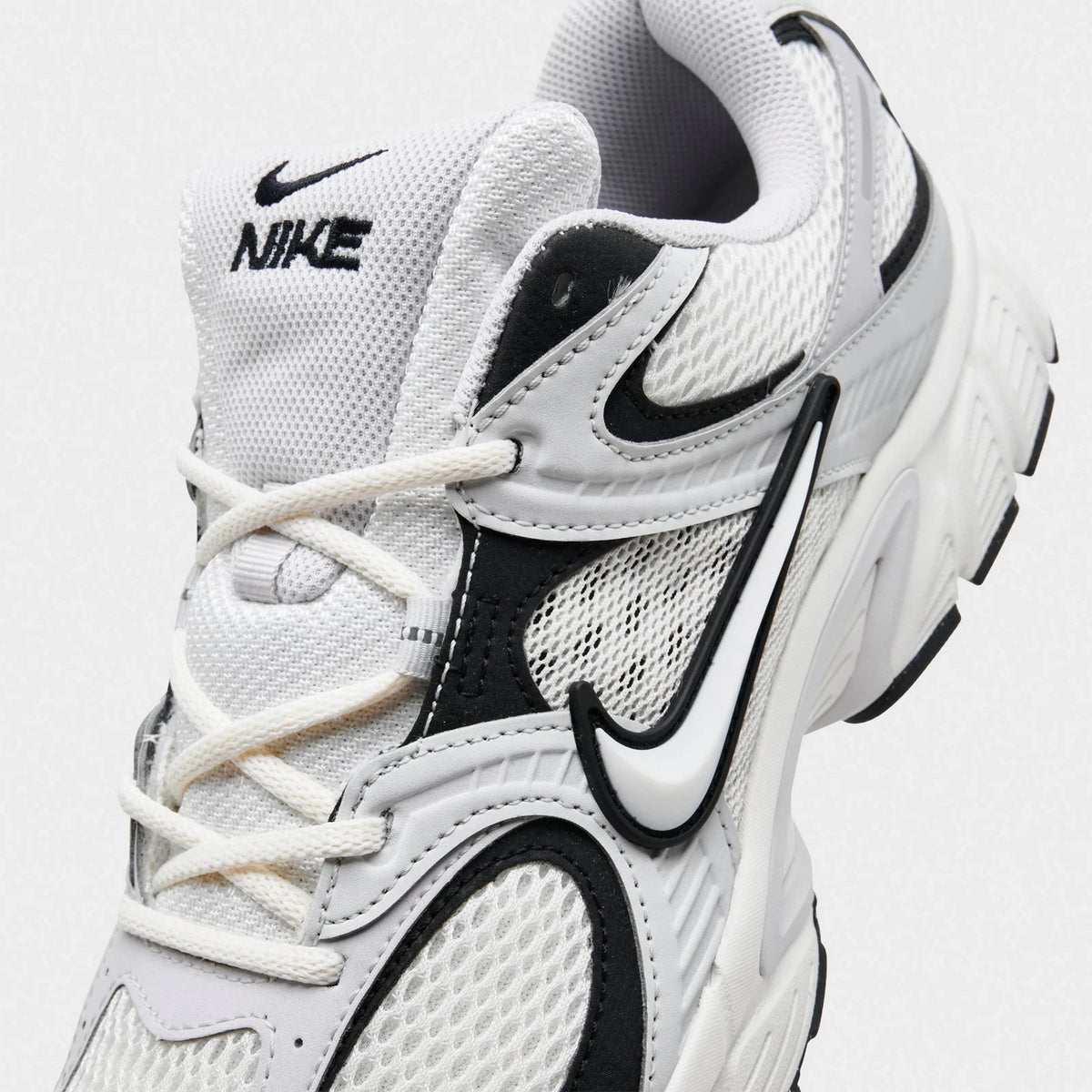 Men's Mesh Retro Running Sneakers
