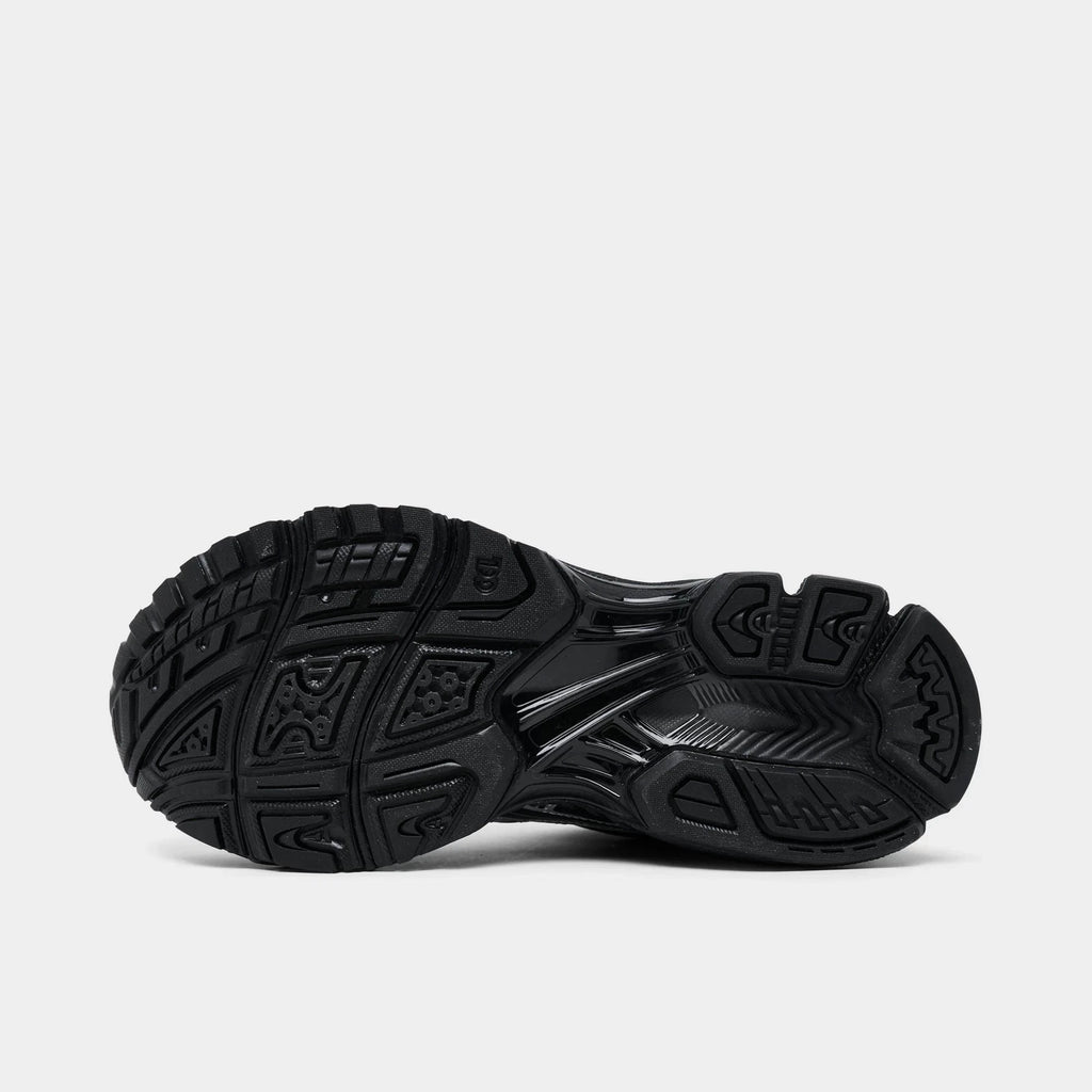Women's Mesh And Leather Casual Sneaker