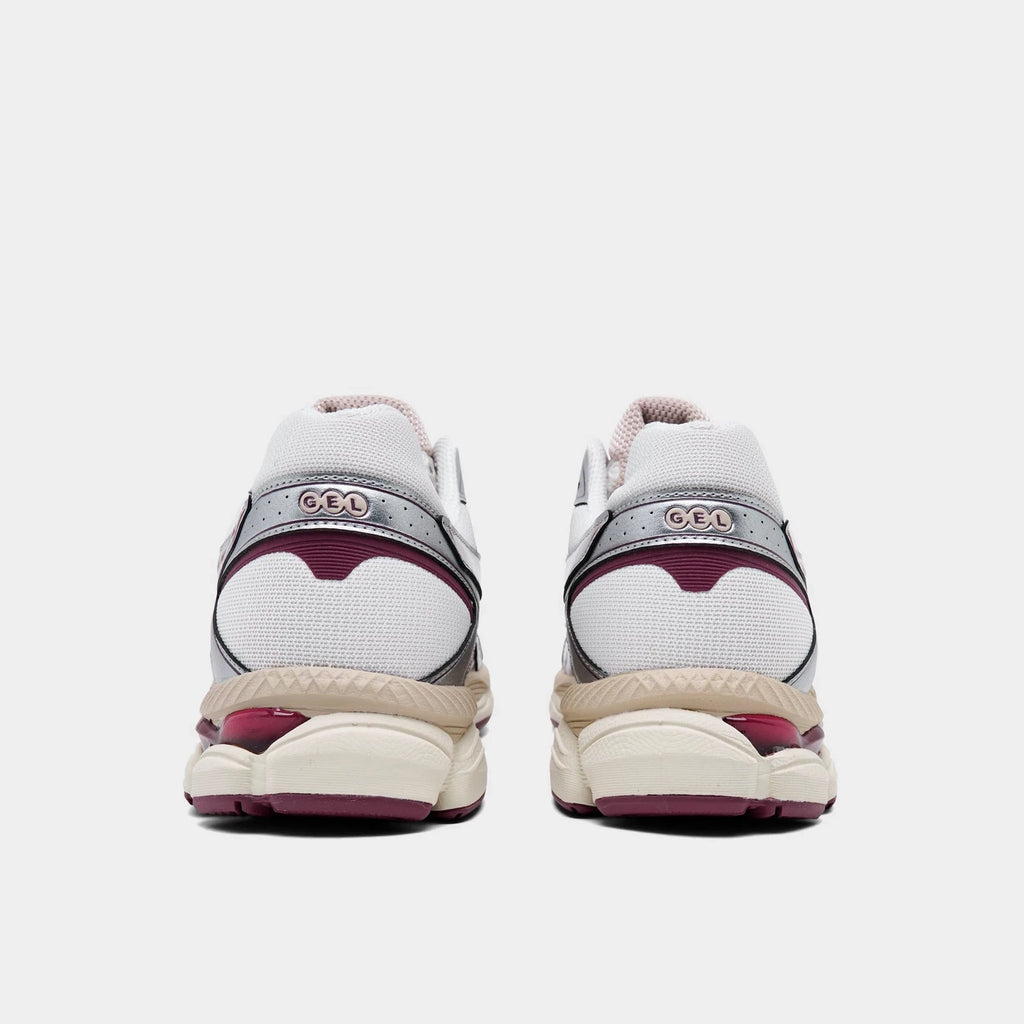 Men's Mesh and Synthetic Running Sneaker