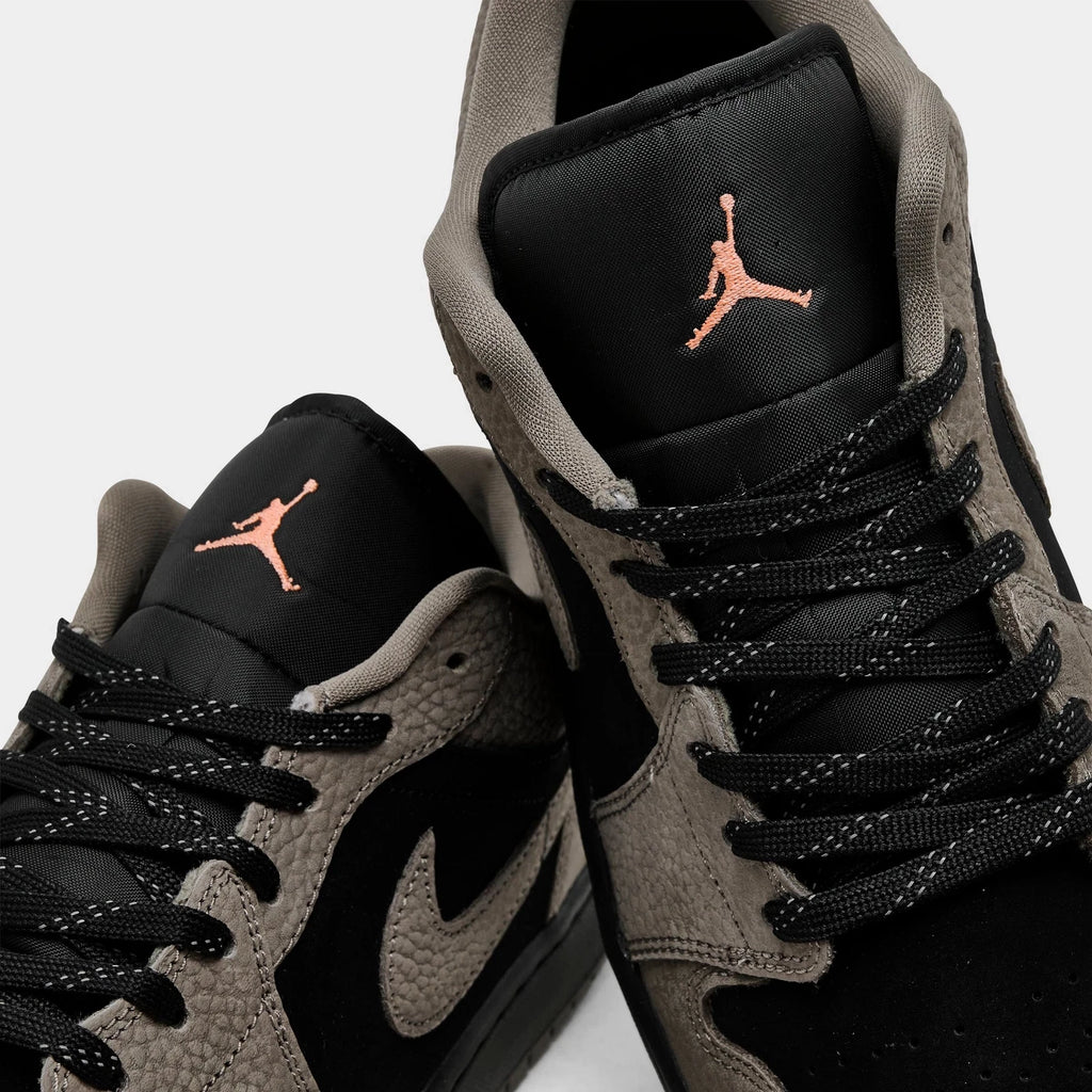 Men's Leather And Suede Low Top Sneakers